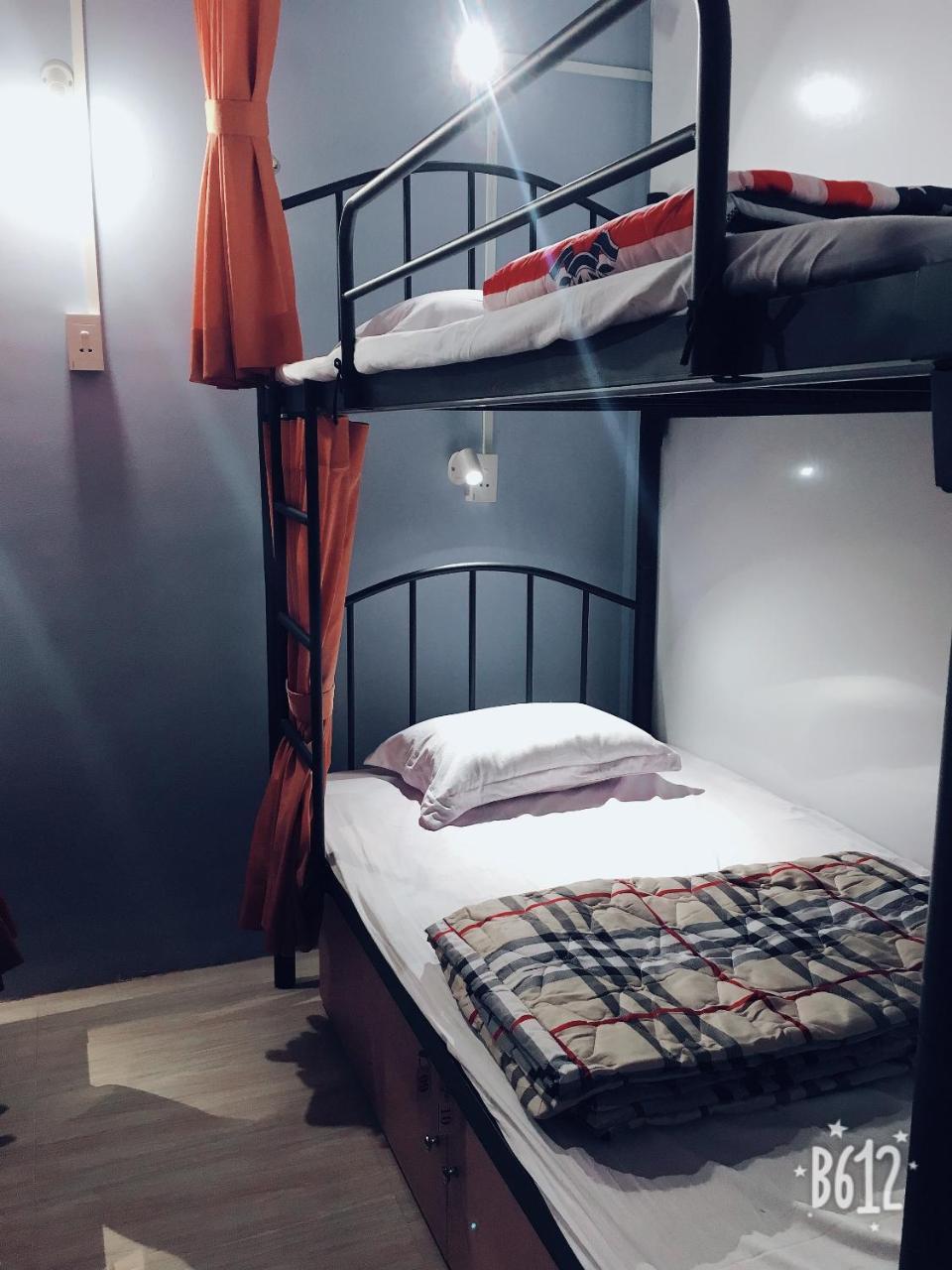 Sky House Hostel Hô Chi Minh-Ville Extérieur photo